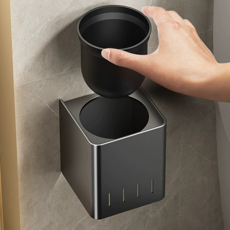 Escova Sanitária com Suporte de Parede – Design Inoxidável para Limpeza de Banheiro